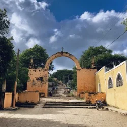 La Ermita Archway